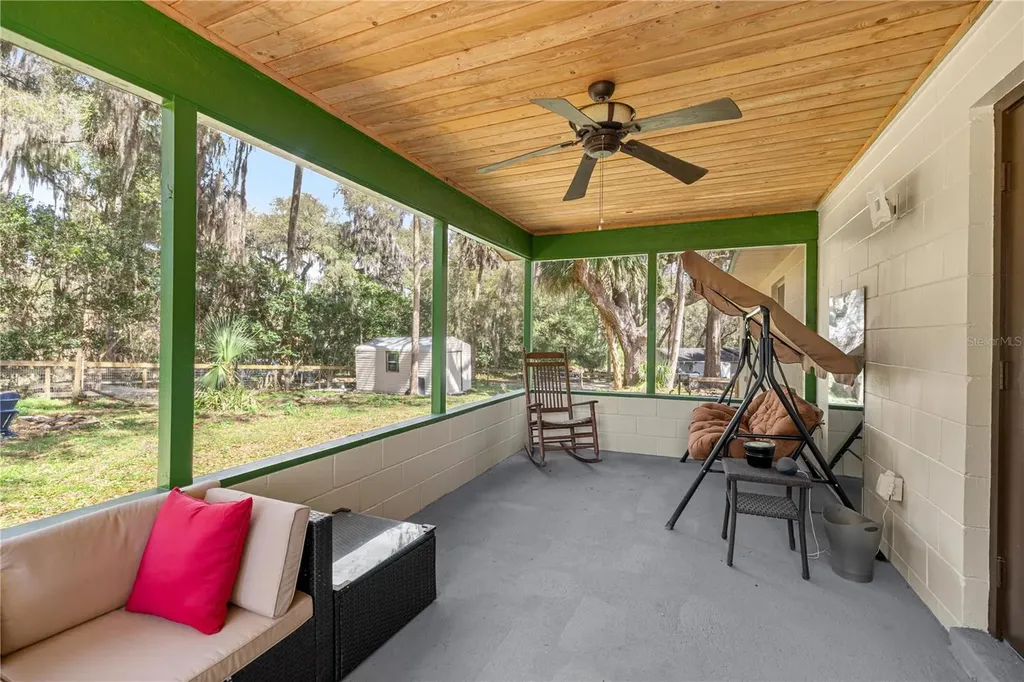 5947 Avenue C Mc Intosh FL 32664
