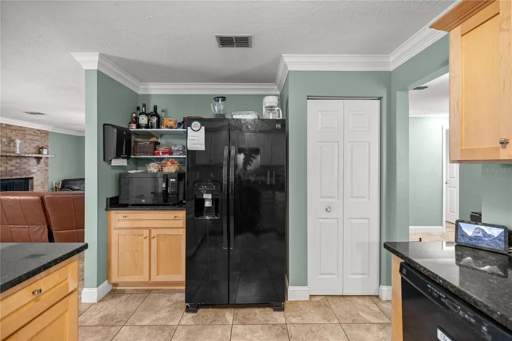 5947 Avenue C Mc Intosh FL 32664