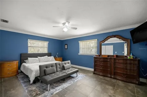 5947 Avenue C Mc Intosh FL 32664