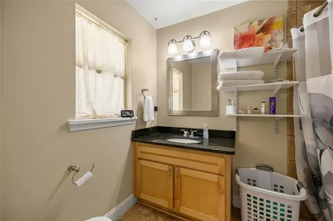5947 Avenue C Mc Intosh FL 32664
