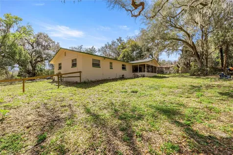 5947 Avenue C Mc Intosh FL 32664