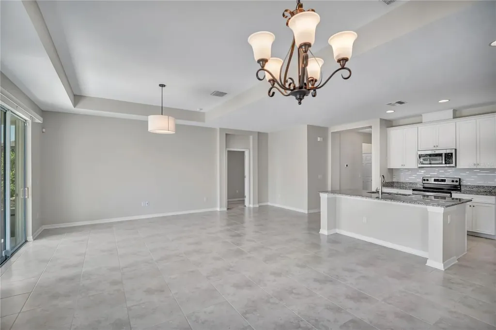 7384 Pool Compass Loop Wesley Chapel FL 33545