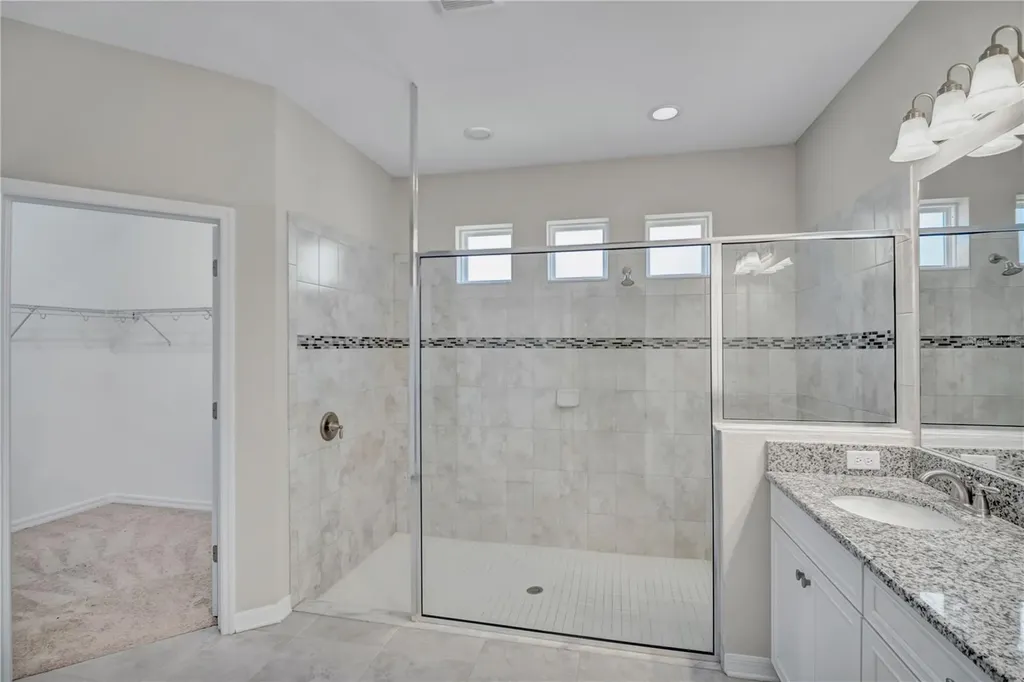 7384 Pool Compass Loop Wesley Chapel FL 33545