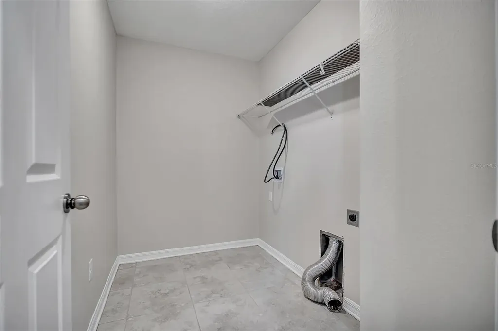 7384 Pool Compass Loop Wesley Chapel FL 33545