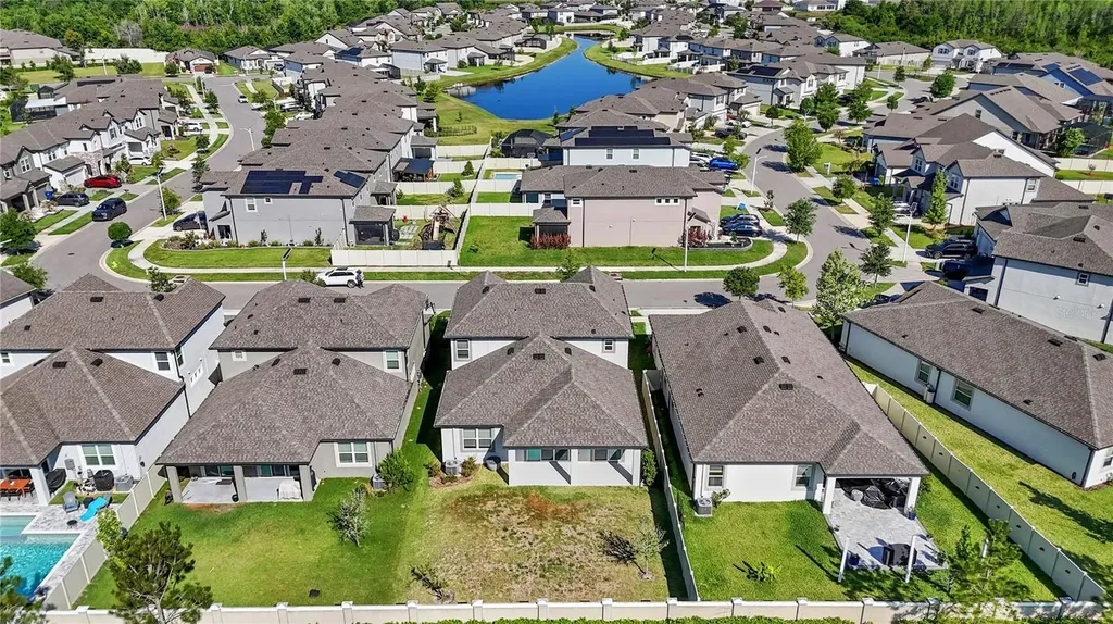 7384 Pool Compass Loop Wesley Chapel FL 33545