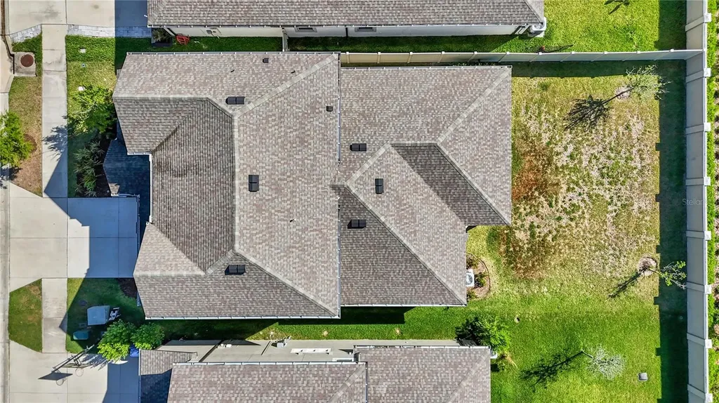 7384 Pool Compass Loop Wesley Chapel FL 33545