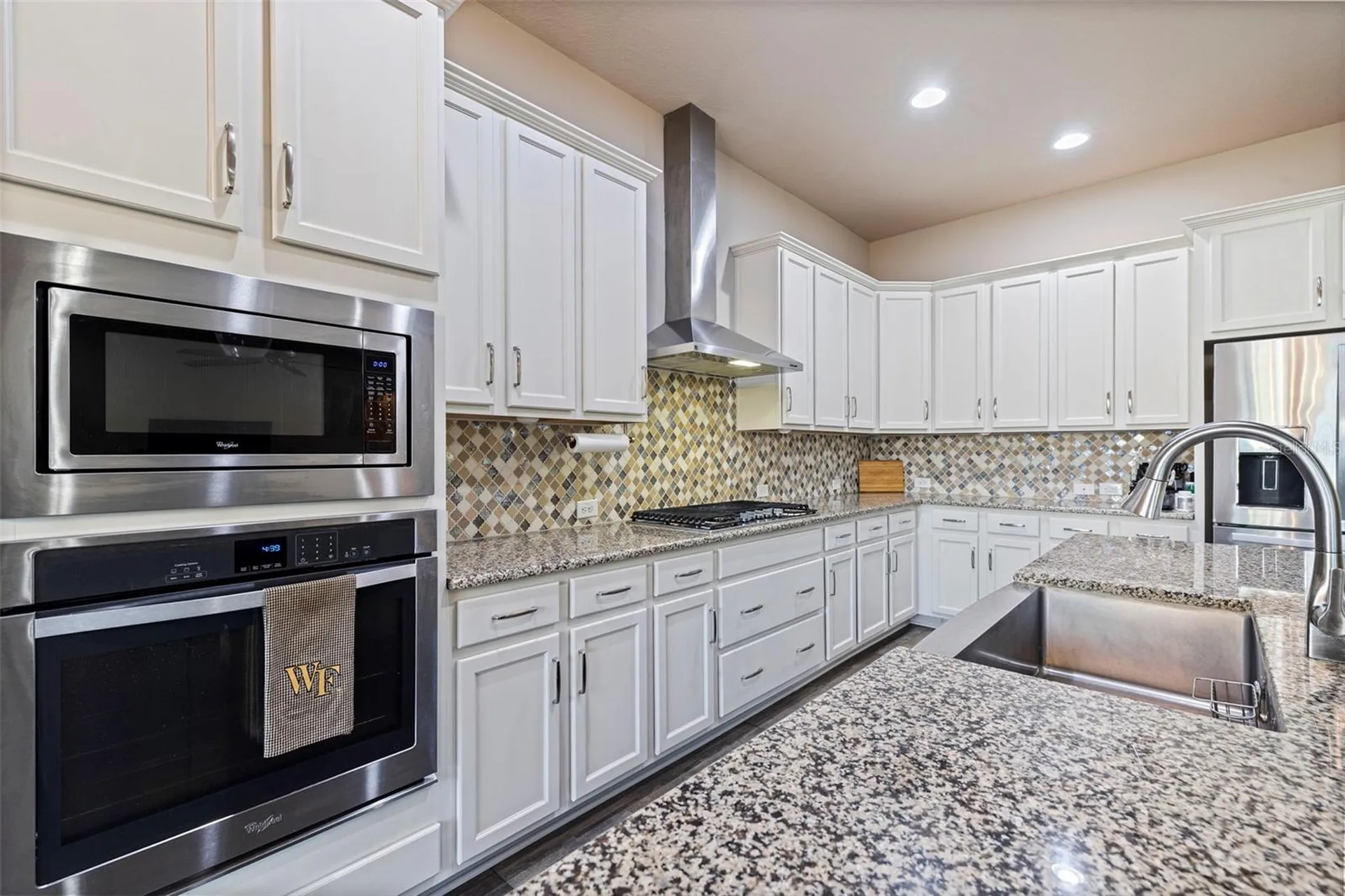 6313 Havensport Drive Apollo Beach FL 33572