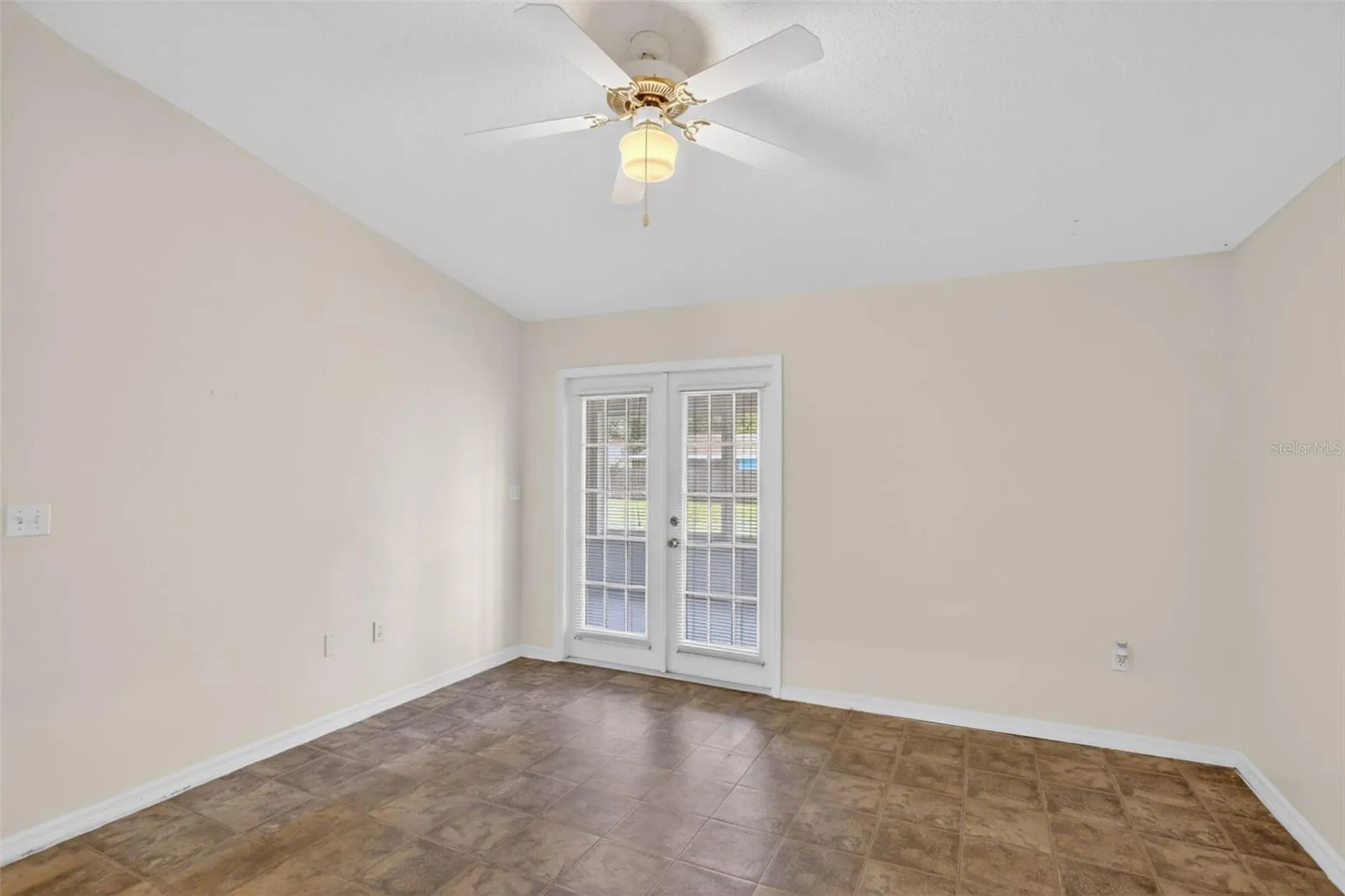 899 S Thacker Avenue Kissimmee FL 34741