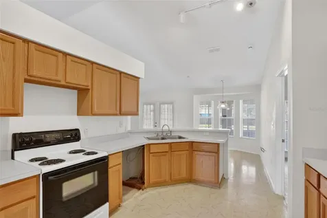 899 S Thacker Avenue Kissimmee FL 34741