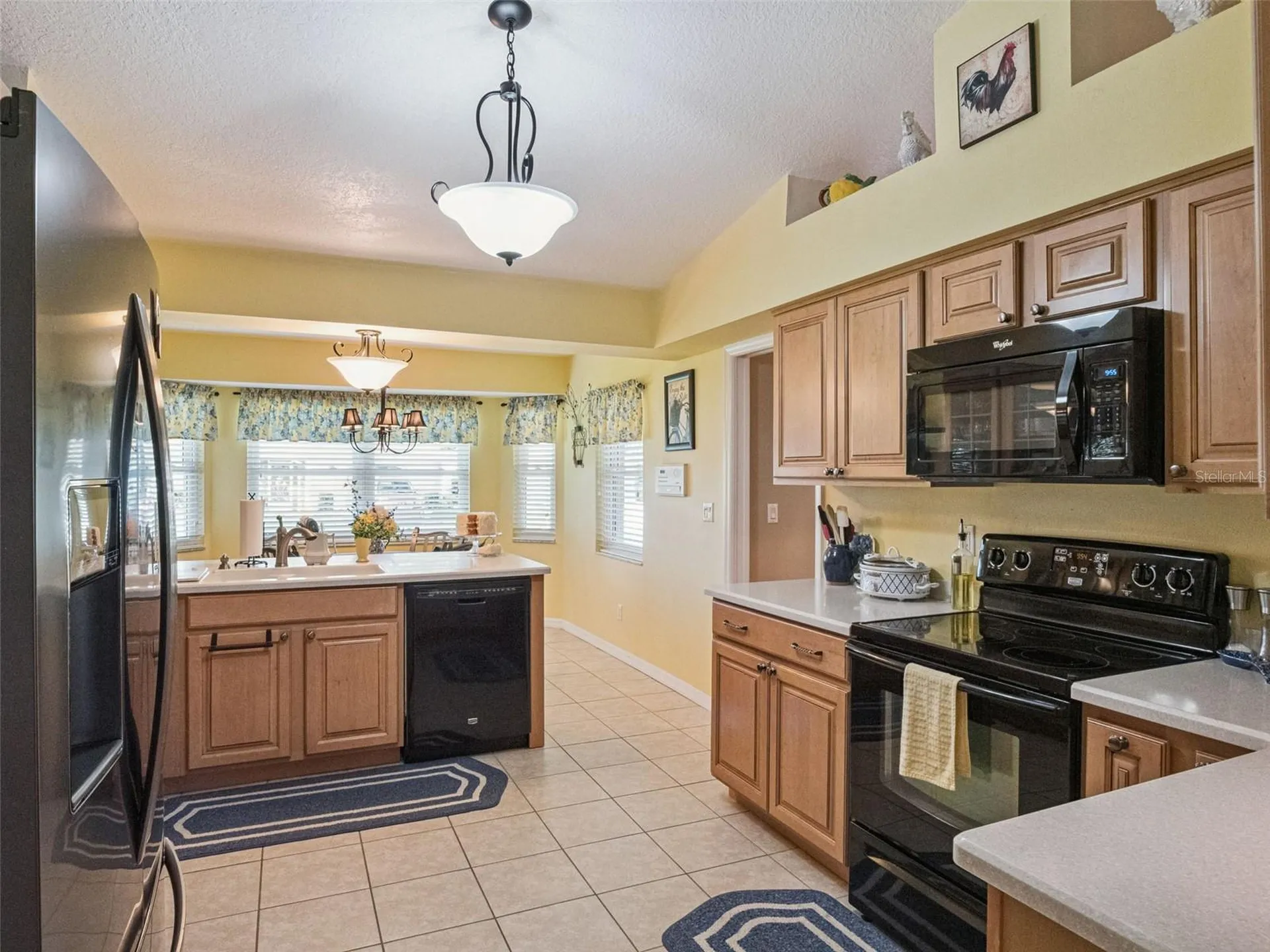 21533 King Henry Avenue Leesburg FL 34748