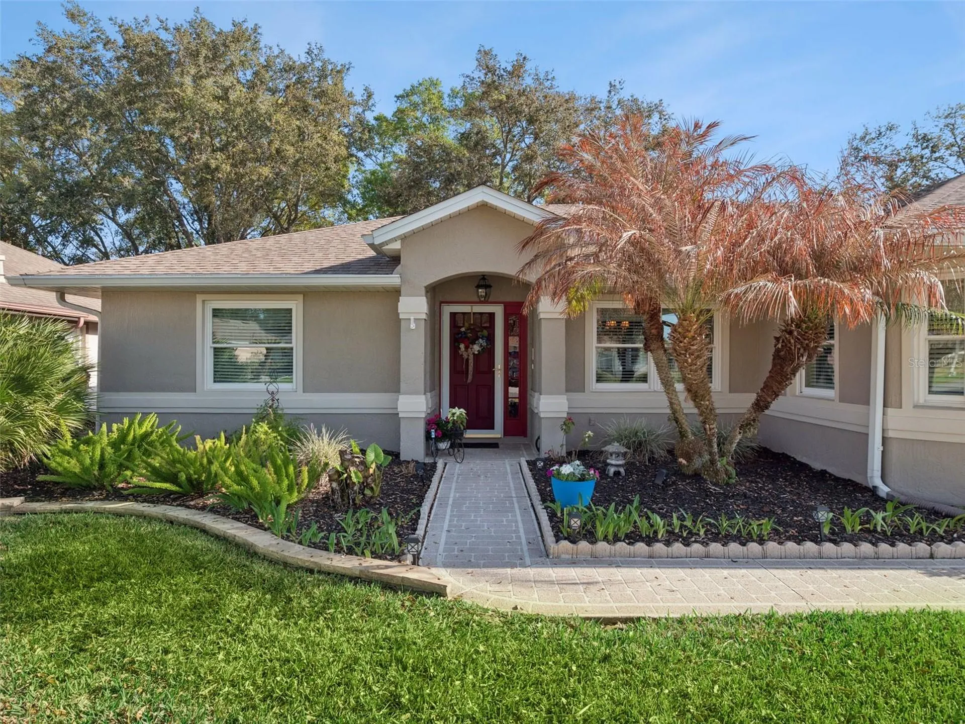 21533 King Henry Avenue Leesburg FL 34748