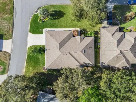 21533 King Henry Avenue Leesburg FL 34748