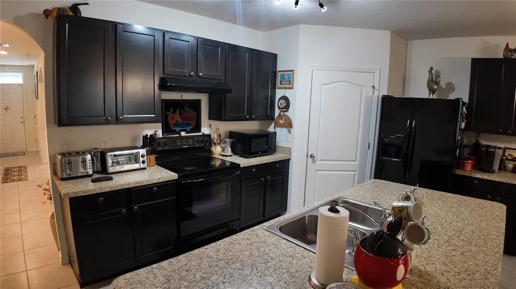 35045 Sweet Leaf Lane Leesburg FL 34788