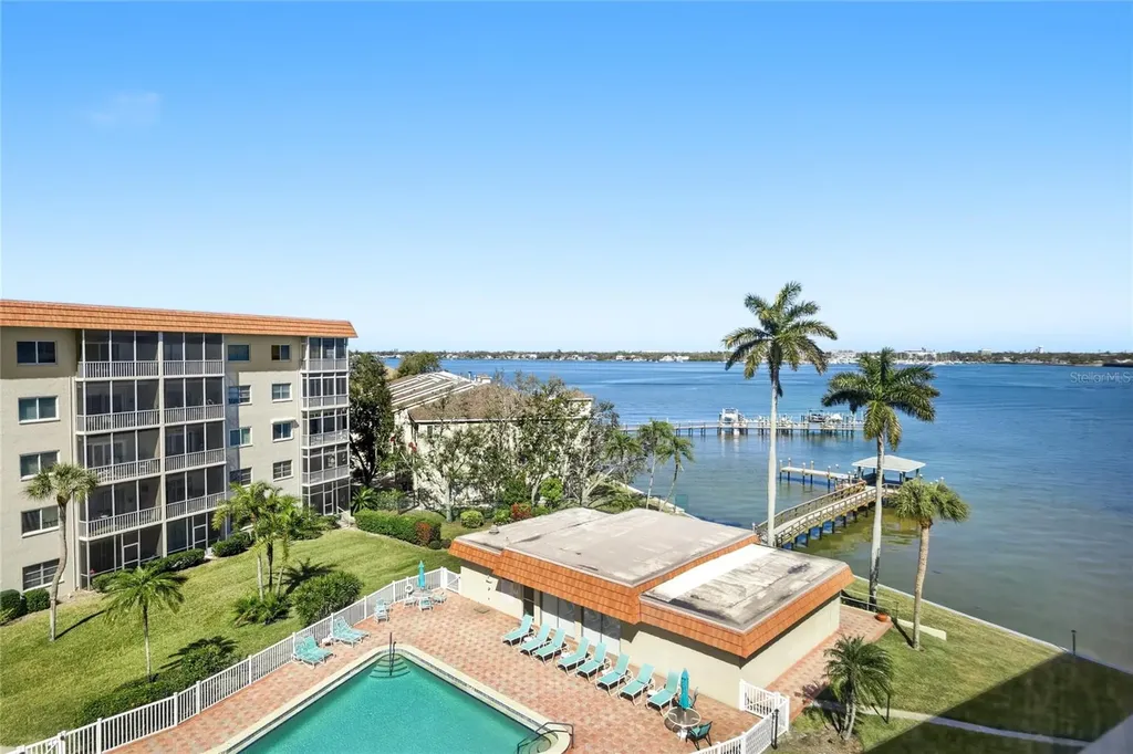1600 1st Avenue W Bradenton FL 34205