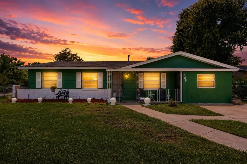 808 Kathy Street Daytona Beach FL 32114