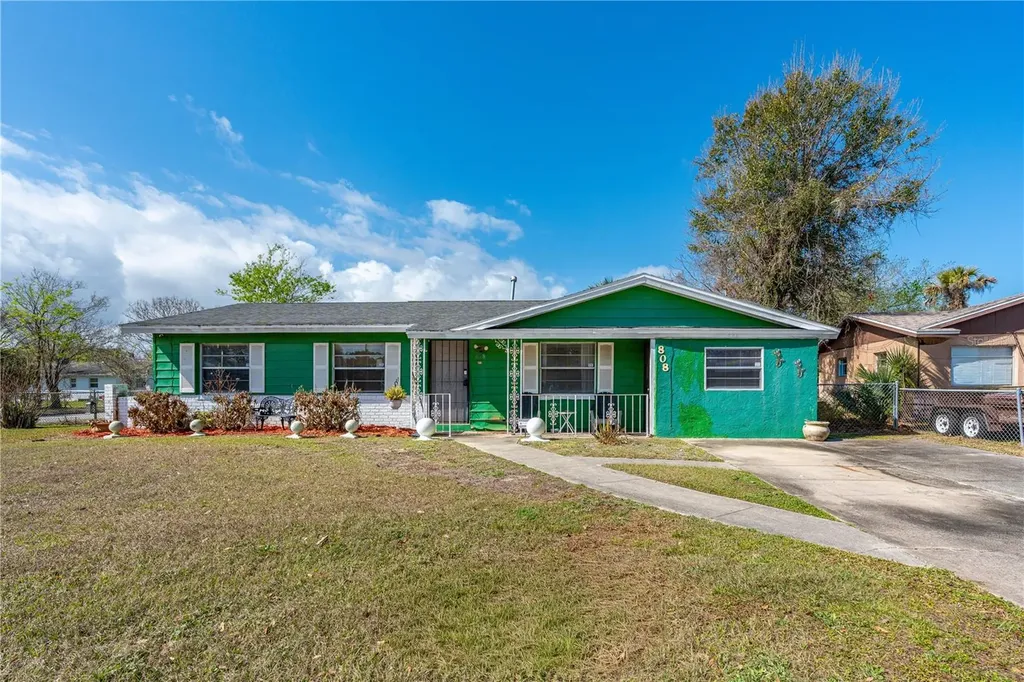808 Kathy Street Daytona Beach FL 32114