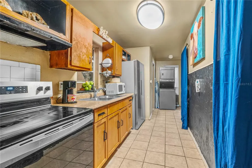 808 Kathy Street Daytona Beach FL 32114