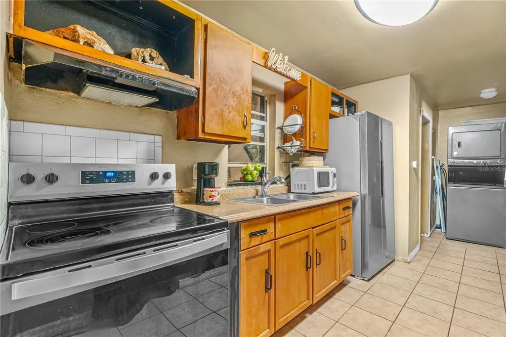 808 Kathy Street Daytona Beach FL 32114