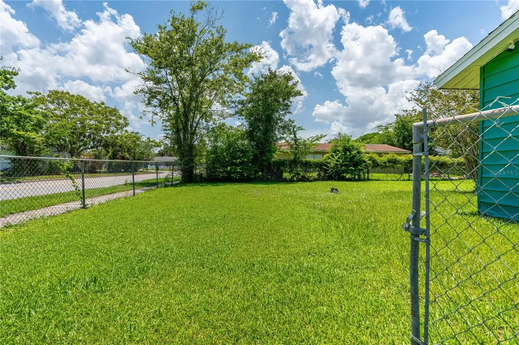 808 Kathy Street Daytona Beach FL 32114