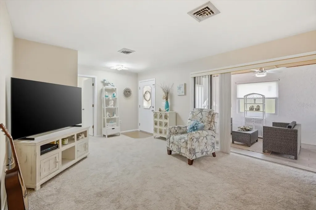 6108 Penny Lane Bradenton FL 34207