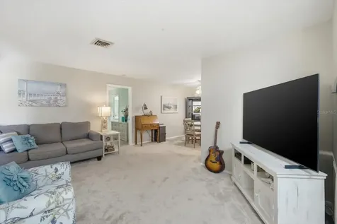 6108 Penny Lane Bradenton FL 34207