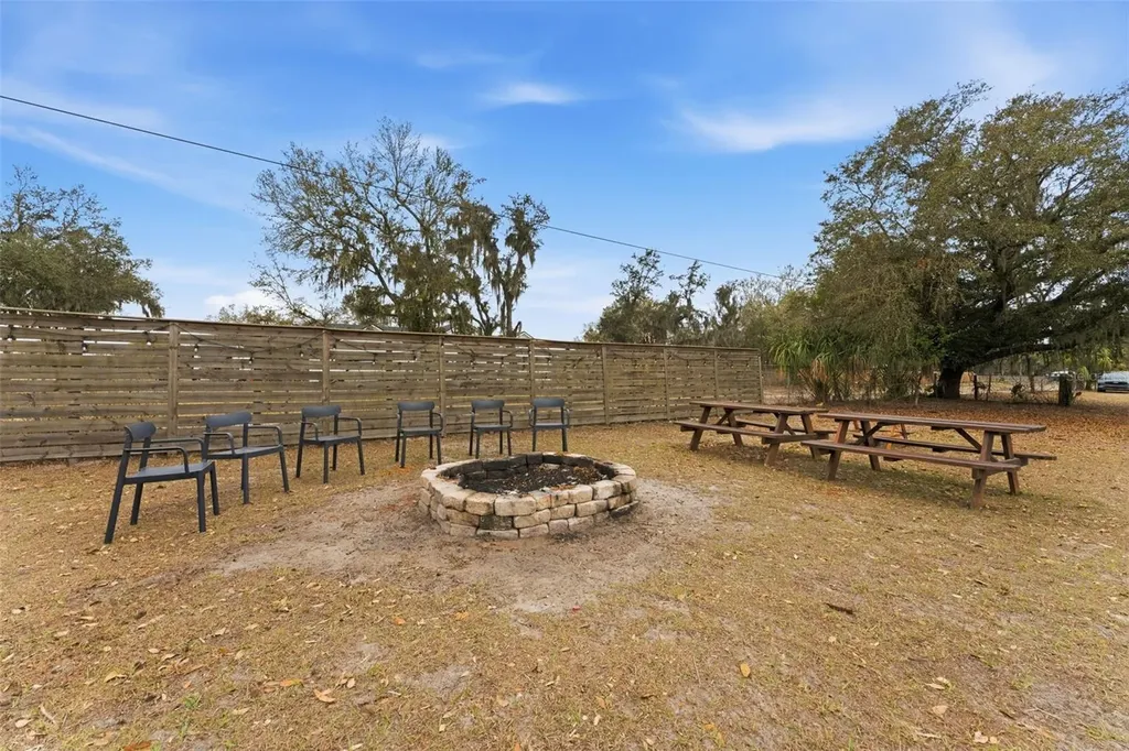 11040 Browning Road Lithia FL 33547
