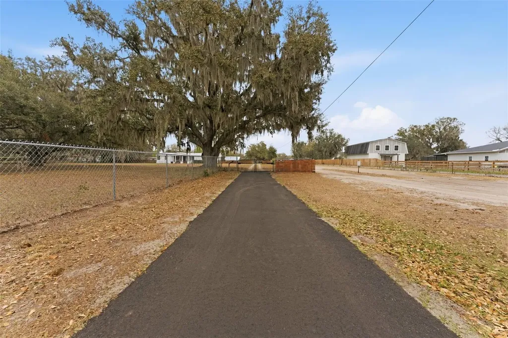 11040 Browning Road Lithia FL 33547