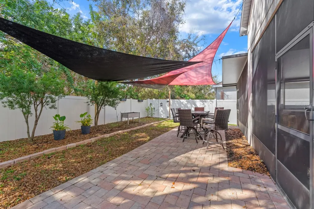 10207 Avelar Ridge Drive Riverview FL 33578