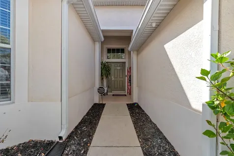 10207 Avelar Ridge Drive Riverview FL 33578