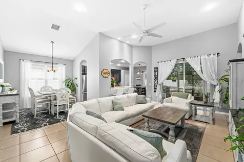10207 Avelar Ridge Drive Riverview FL 33578