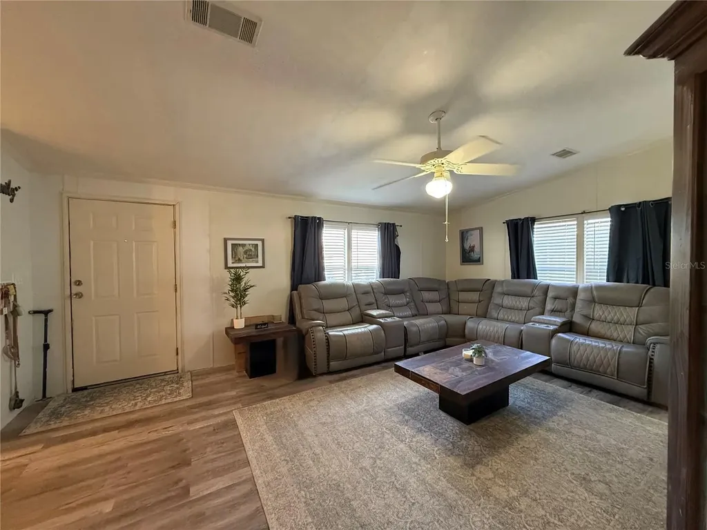 5255 Oxford Court Wildwood FL 34785