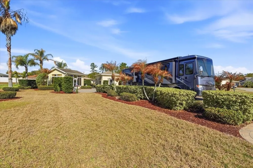 326 Nolane Lane Polk City FL 33868