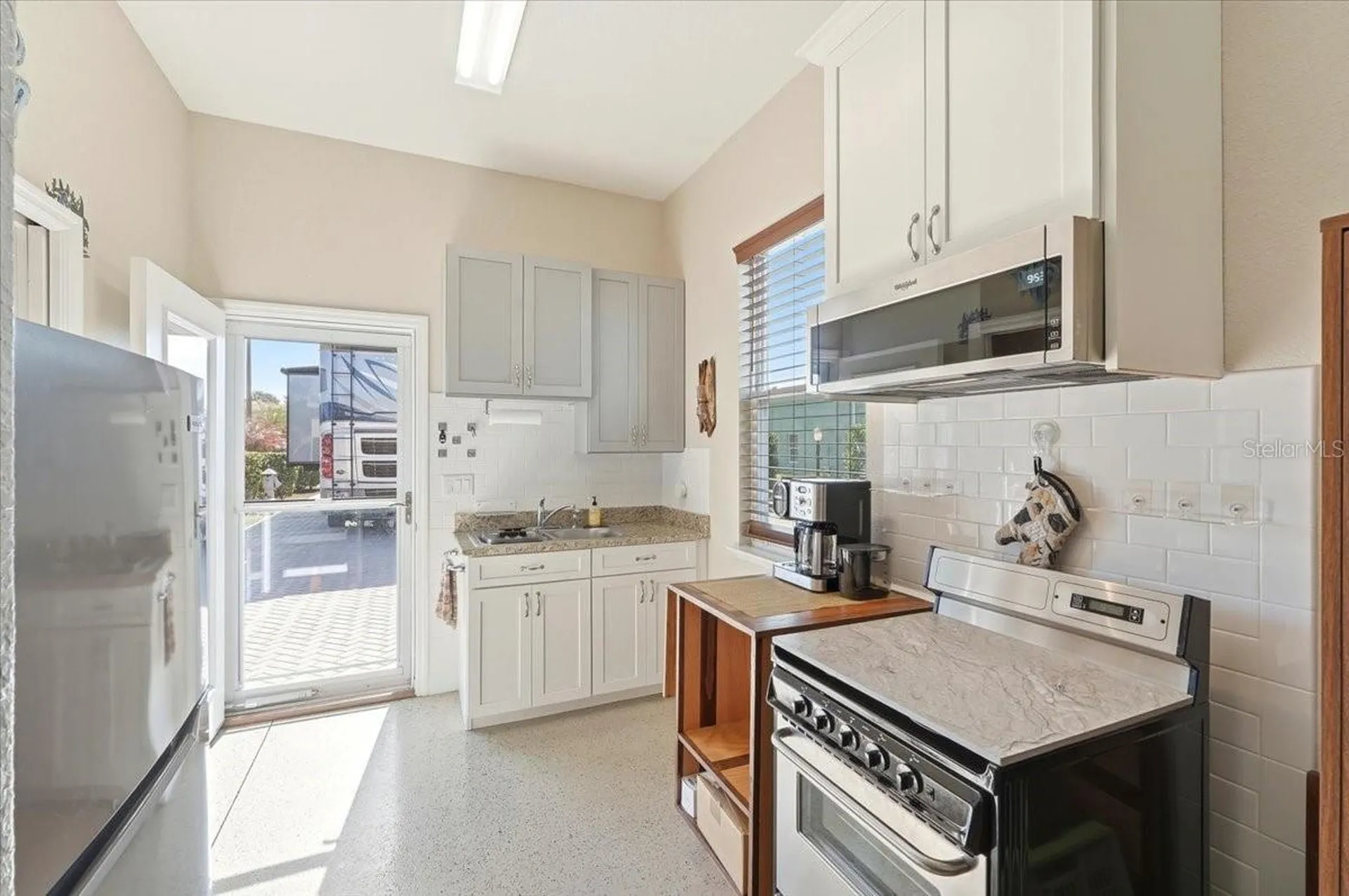 326 Nolane Lane Polk City FL 33868