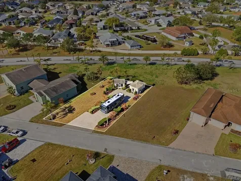 326 Nolane Lane Polk City FL 33868