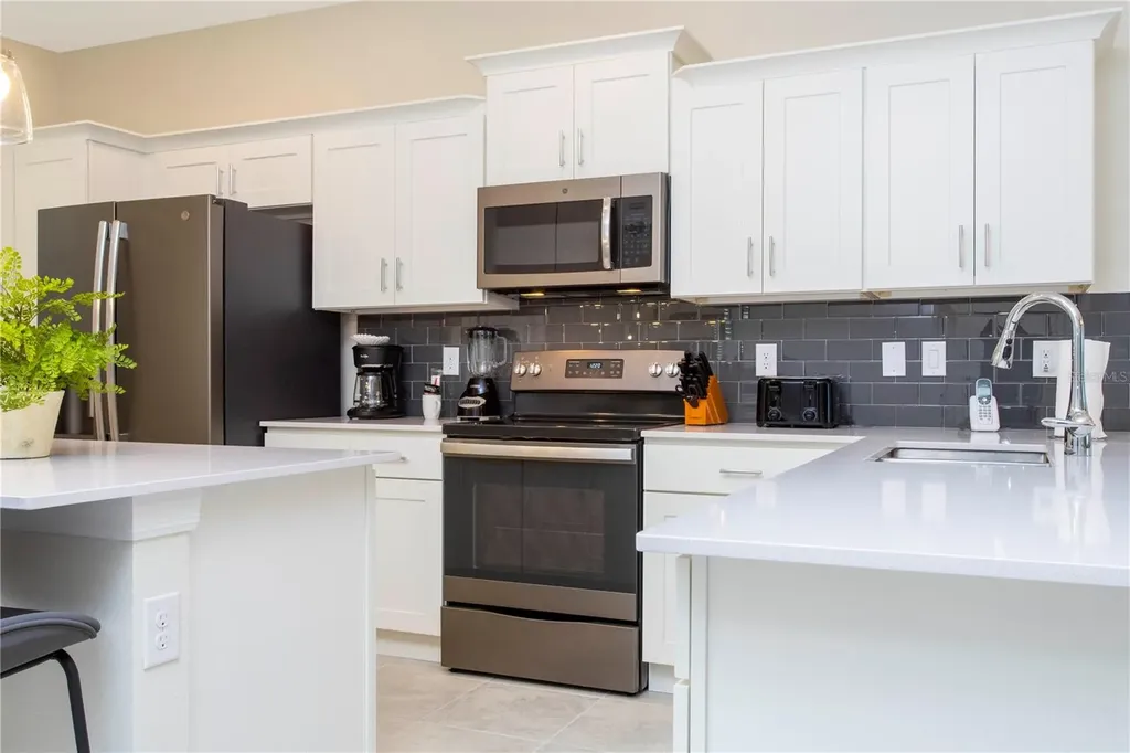 3161 Paradox Circle Kissimmee FL 34746
