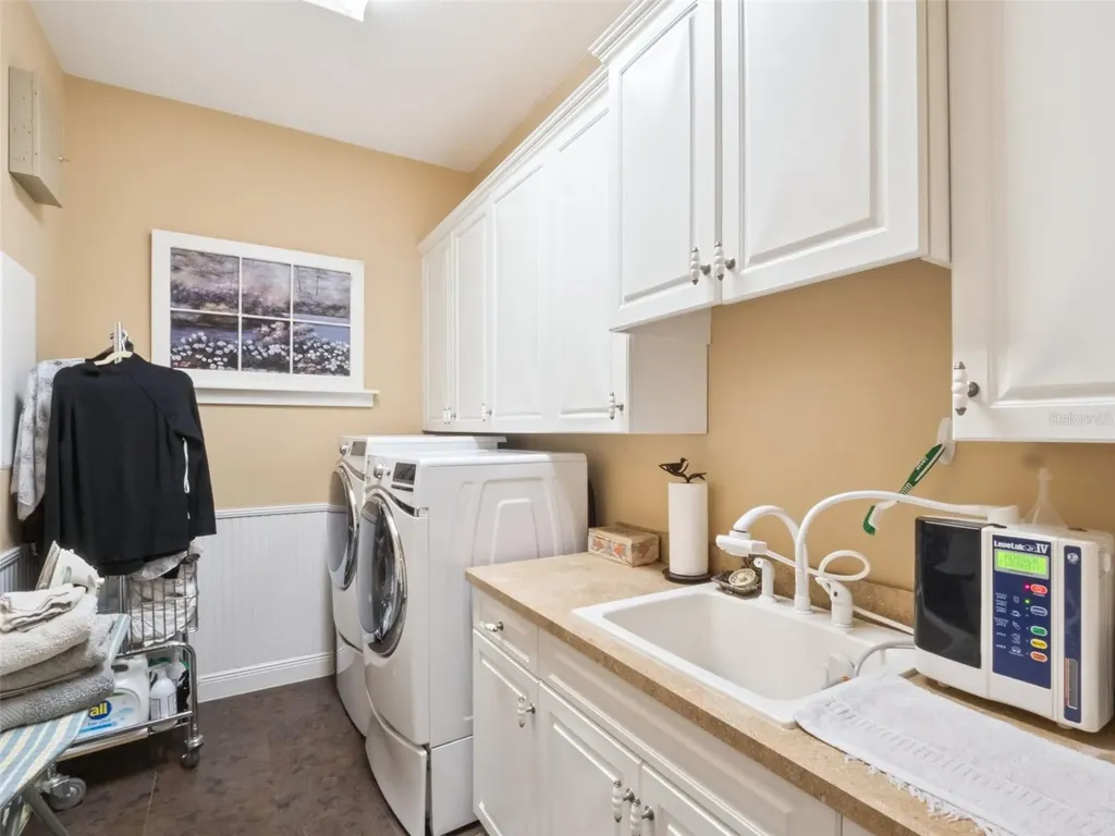 1490 Lakeshore Drive Mount Dora FL 32757