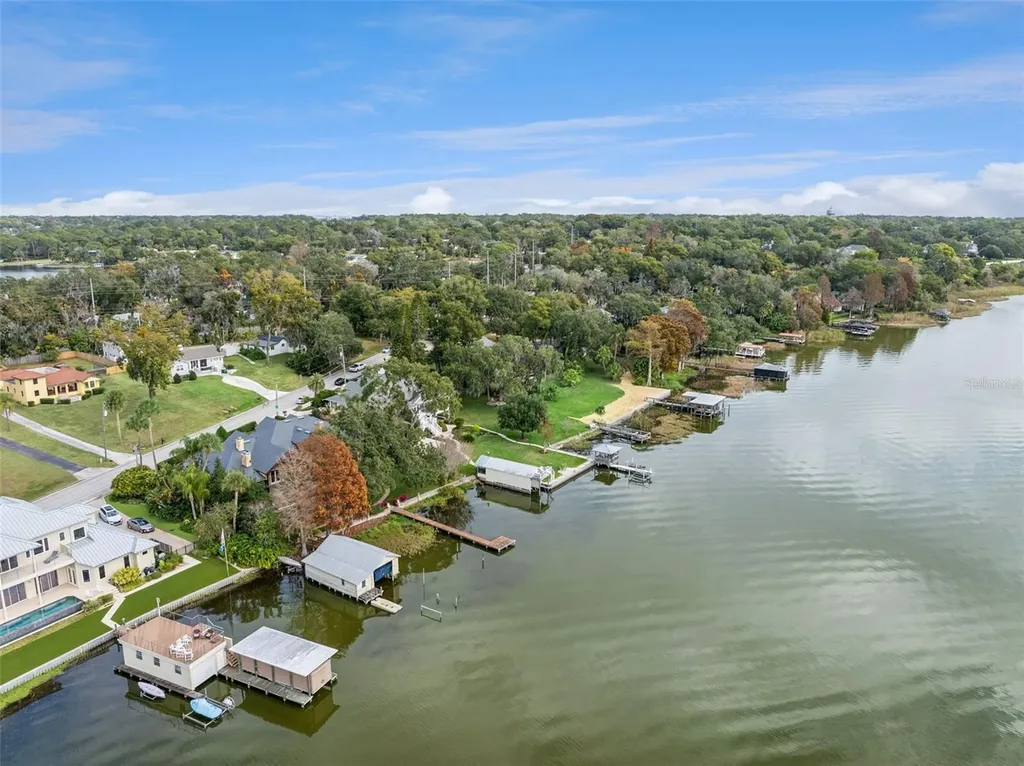 1490 Lakeshore Drive Mount Dora FL 32757