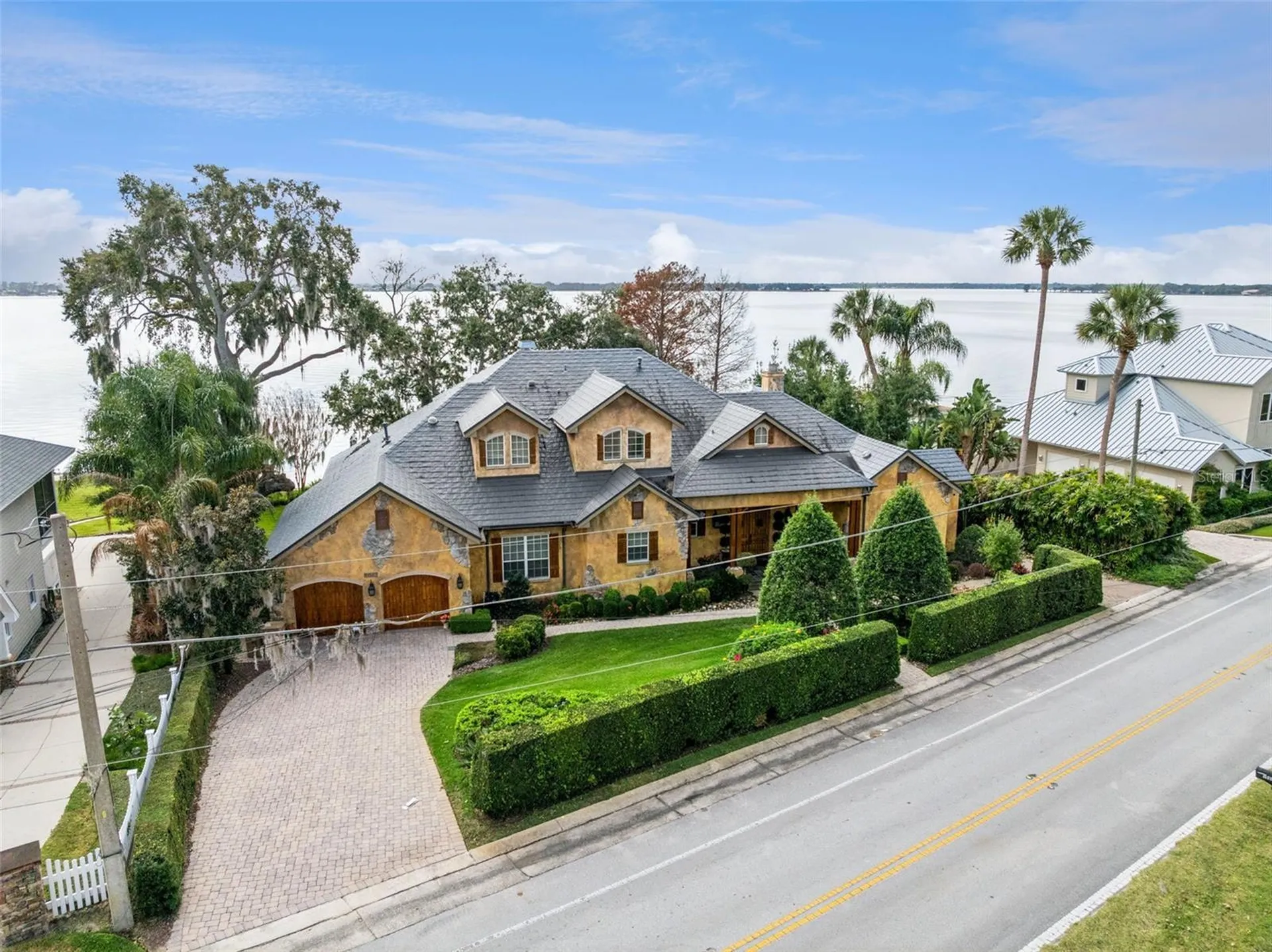 1490 Lakeshore Drive Mount Dora FL 32757