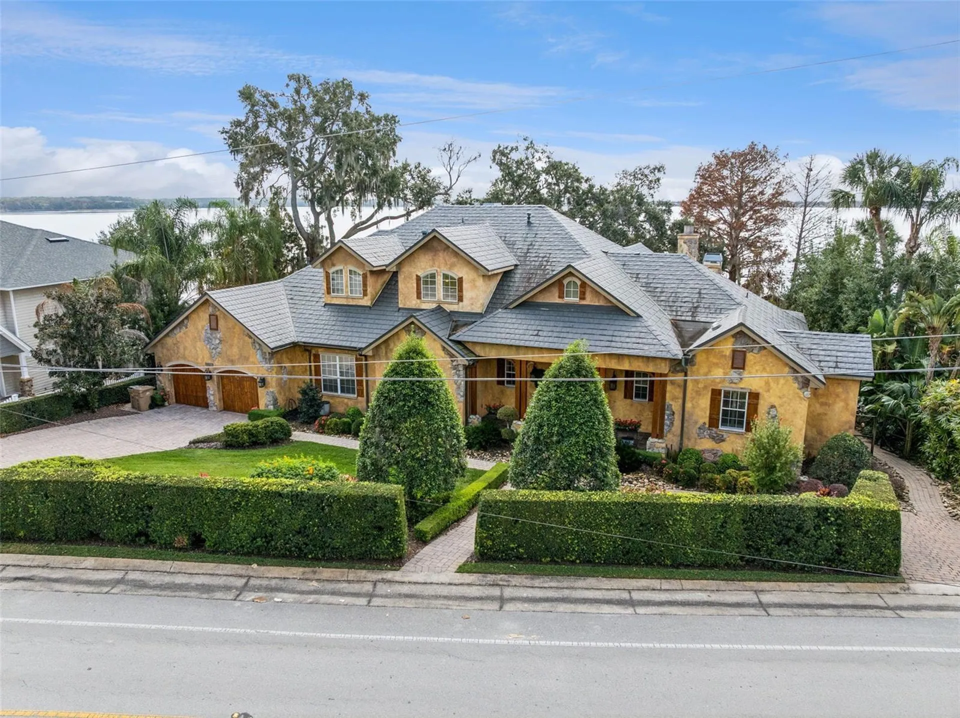1490 Lakeshore Drive Mount Dora FL 32757