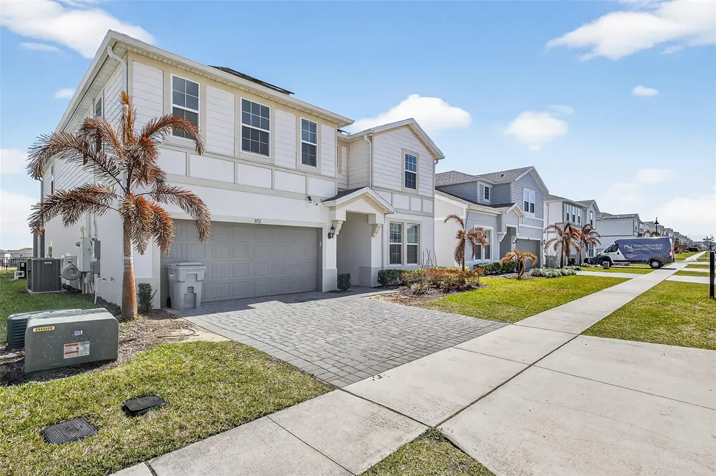 3711 Lana Avenue Davenport FL 33897