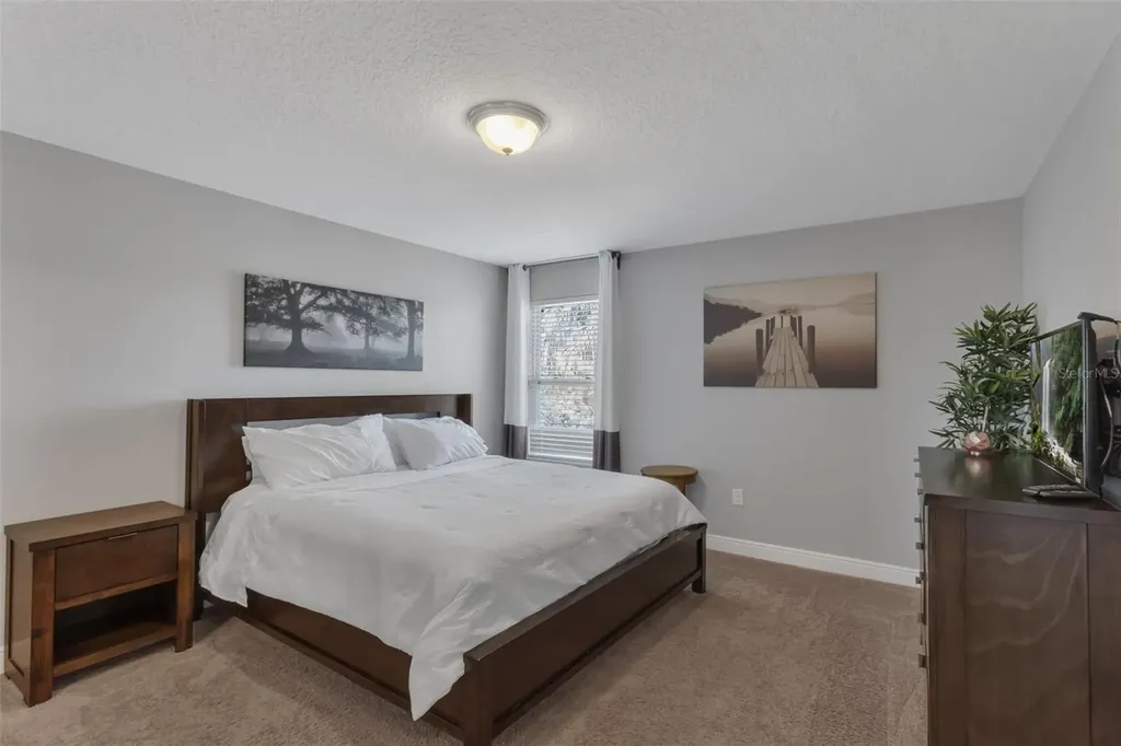 4127 Oaktree Drive Davenport FL 33837