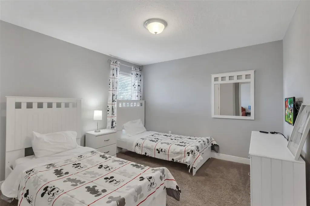 4127 Oaktree Drive Davenport FL 33837