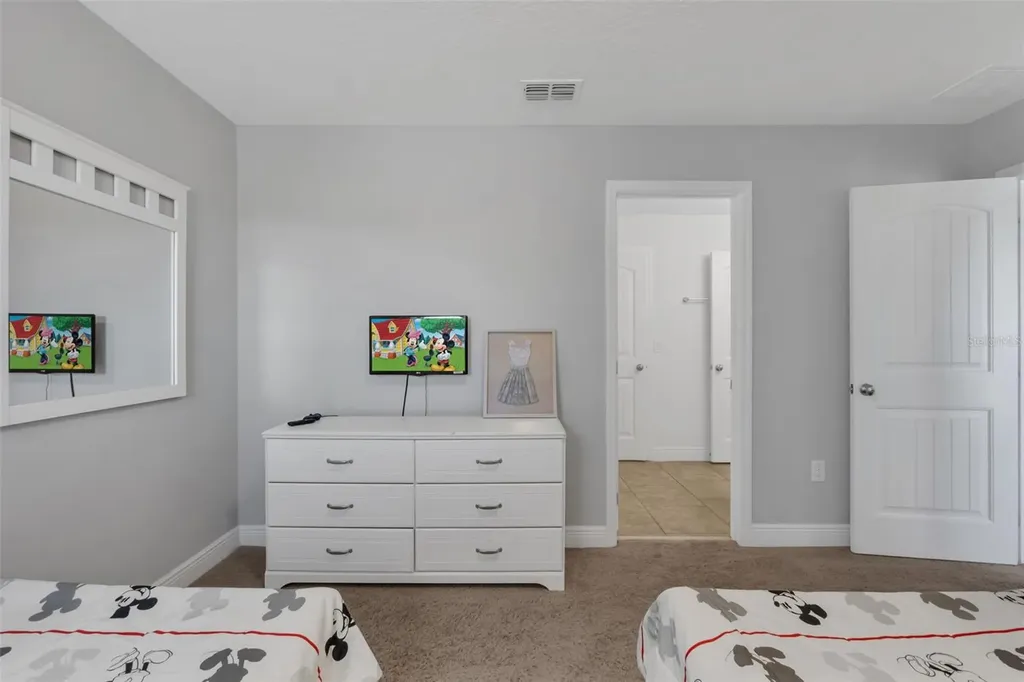 4127 Oaktree Drive Davenport FL 33837
