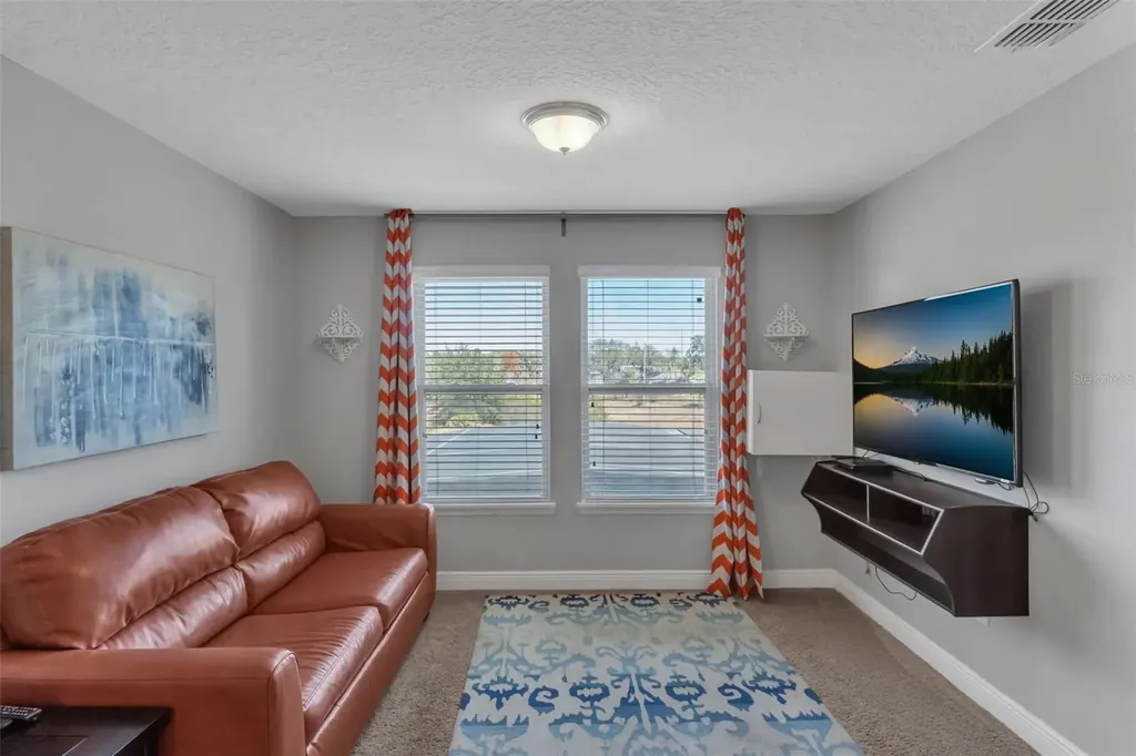4127 Oaktree Drive Davenport FL 33837