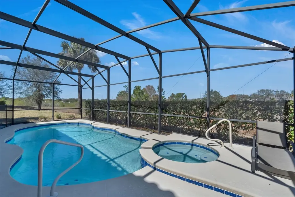 4127 Oaktree Drive Davenport FL 33837