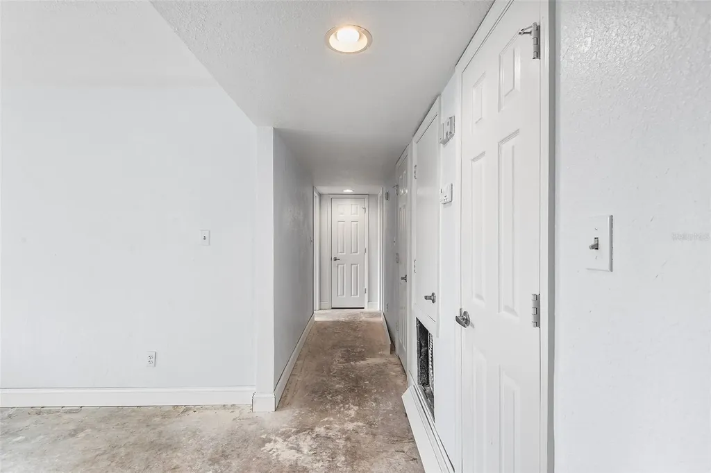2070/2071 Corner Lake Drive Haines City FL 33844