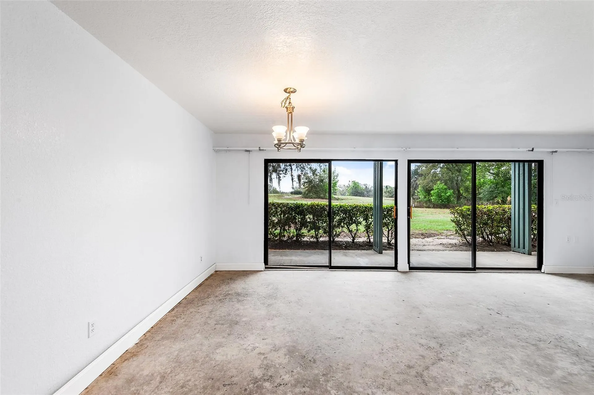 2070/2071 Corner Lake Drive Haines City FL 33844
