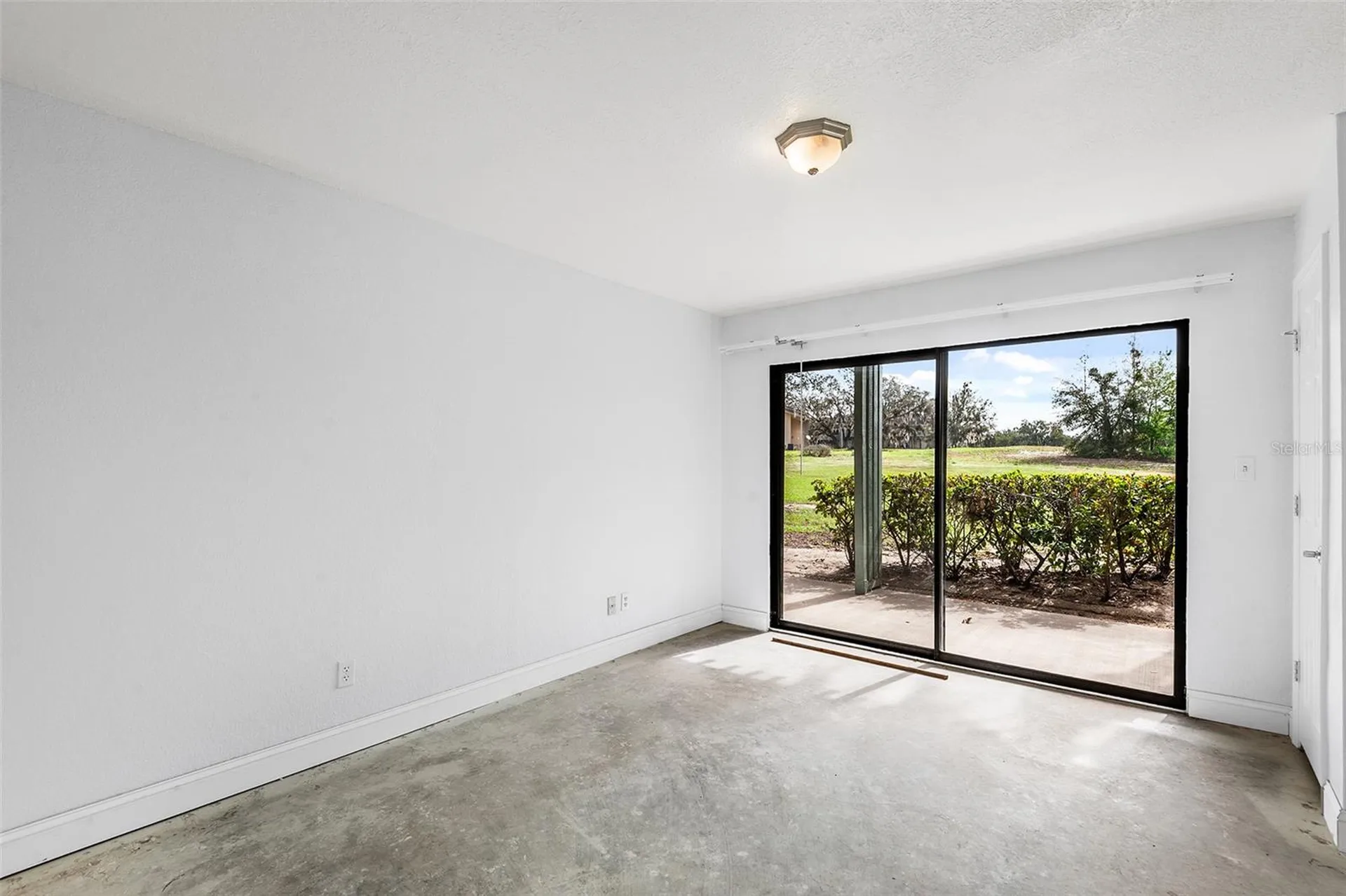 2070/2071 Corner Lake Drive Haines City FL 33844