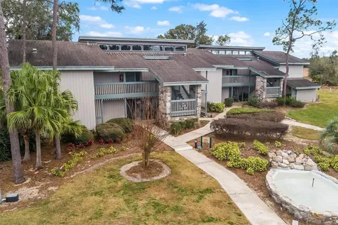 2070/2071 Corner Lake Drive Haines City FL 33844