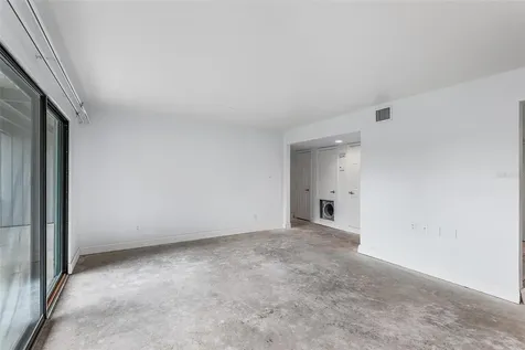 2070/2071 Corner Lake Drive Haines City FL 33844
